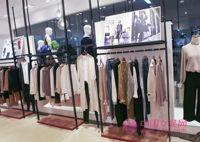 秋季服装进货“三部曲” 精准定位客户群，提升服装零售竞争力